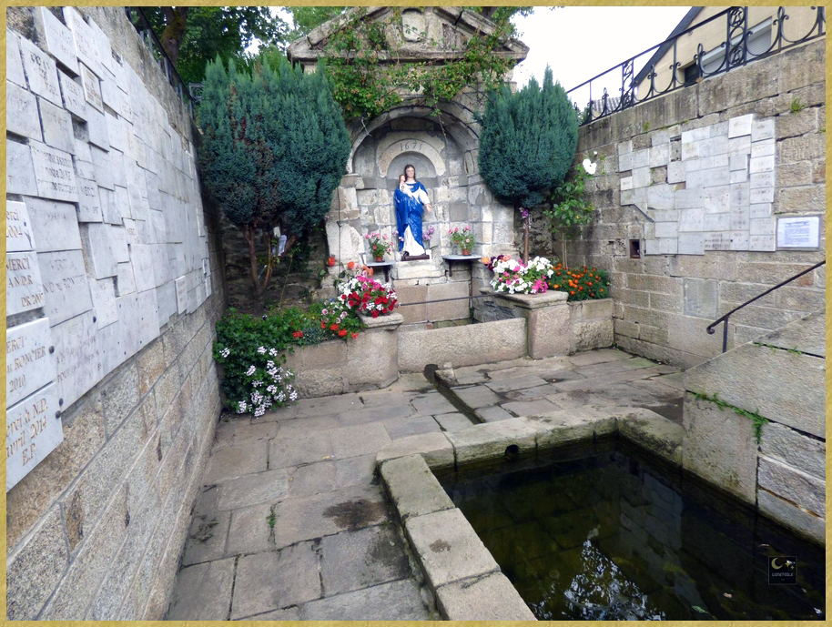 La fontaine du Roncier  