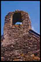 Chapelle de La Villou&euml;t fut construite par un des sieurs de la Villou&euml;t. Elle avait pour patron Saint-Guillaume.