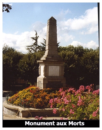 Monument aux Morts &agrave; la Gacilly