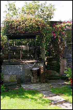 Lui aussi est un puits &agrave; part car il ne ressemble pas aux autres puits que l&rsquo;on rencontre sur la commune