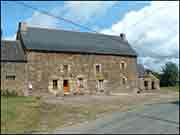 Cette seigneurie relevait de la ch&acirc;tellenie de La Gacilly. Elle fut surtout le fief des familles de Cancou&euml;t et de Castellan. Le domaine personnel du seigneur comprenait, outre le logis principal, une premi&egrave;re chapelle avec cimeti&egrave;re, une deuxi&egrave;me chapelle, celle de St-Jugon, le moulin &agrave; vent Maret, le moulin &agrave; eau du Lieuvy dit Moulin