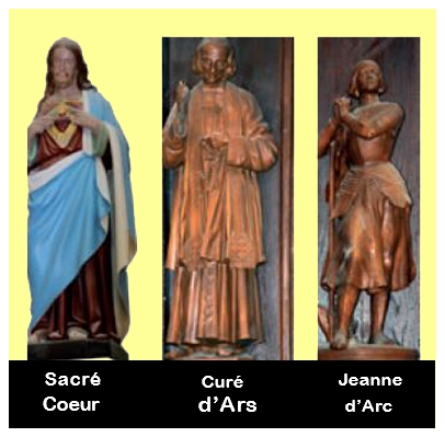 Apr&egrave;s avoir &eacute;t&eacute; command&eacute;es, elles mirent plus d&rsquo;un an &agrave; rejoindre leurs emplacements ; le chanoine Brien, un Gacilien, recteur &agrave; Rochefort-en-Terre, pr&eacute;sida la f&ecirc;te de Jeanne d&rsquo;Arc en 1914 or, &agrave; cette occasion, il devait b&eacute;nir les deux statues ; il fut tr&egrave;s d&eacute;&ccedil;u car elles n&rsquo;&eacute;taient toujours pas arriv&eacute;es. Cet incident n&rsquo;emp&ecirc;cha pas la foule de chanter la gloire de la Sainte Vierge