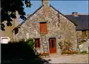 Cette maison noble qui ne semble pas avoir &eacute;t&eacute; rattach&eacute;e aux seigneuries environnantes doit sans doute son nom &agrave; des juifs qui y r&eacute;sid&egrave;rent